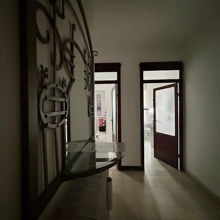 Downtown And Castellamare Station Casa vacanze *