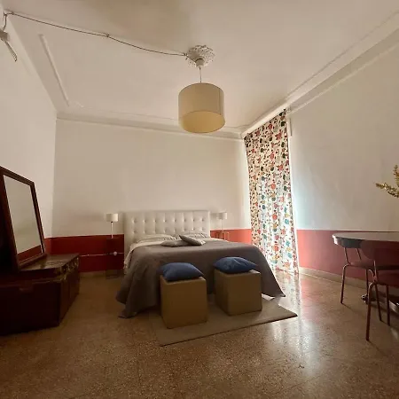 Casa vacanze Downtown And Castellamare Station